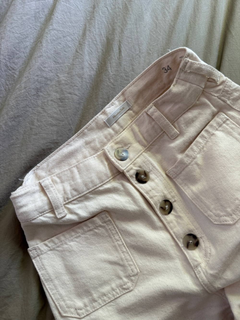 Massimo Dutti Cream Wide-Leg Jeans with Button Front